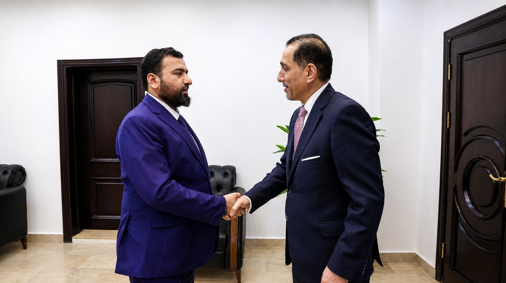 رئيس الهيئة المركزية يستقبل السفير الأردني في دمشق لبحث